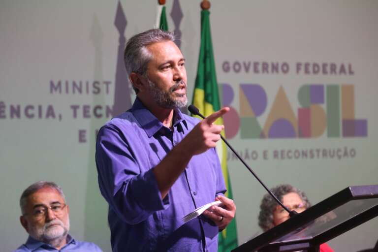 profissionais na área de energias renováveis profissionais na área de energias renováveis
